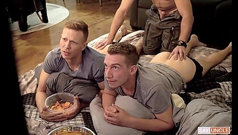 Ethan Chase, Gabriel Clark And William Moore - Labs Plus Butt Fuck